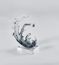 Small-Sized Water Splashing Sculpture in Smoking Grey Crystal & Resin